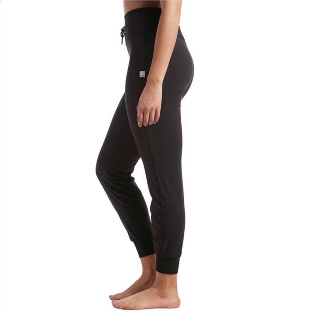 Vuori Daily Joggers Black Size Small